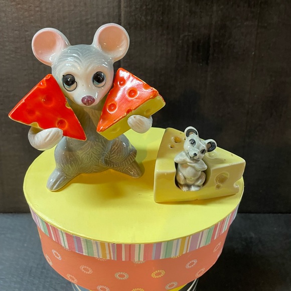 Other - VINTAGE SALT & PEPPER SHAKERS - “THE MICE and THEIR CHEESE”